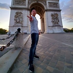 Meet your Posher, Eric